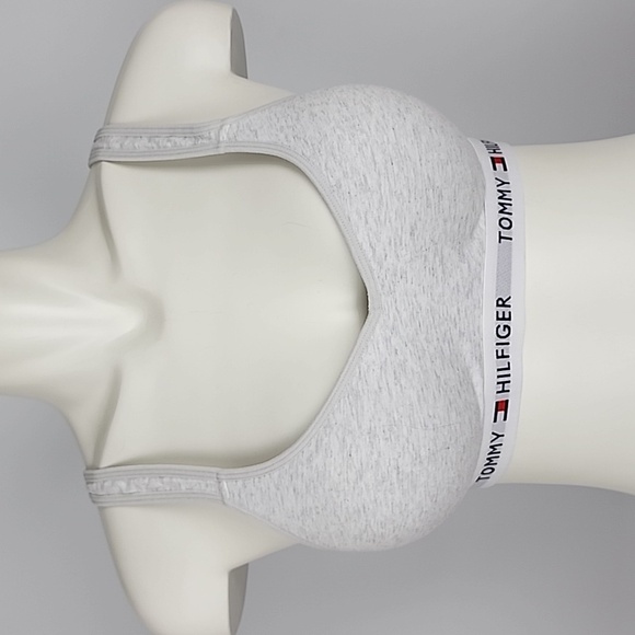 ⭐️2/ $30⭐️Tommy Hilfiger Heathered Grey Sports Bra Criss Cross Straps  Sz Small - Picture 4 of 16